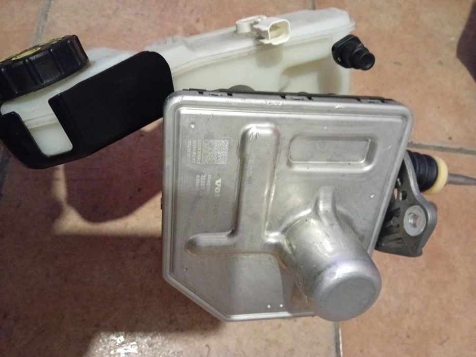 Pompă ABS Volvo cod 3 2 2 8 1 7 2 8  xc90 an 2022