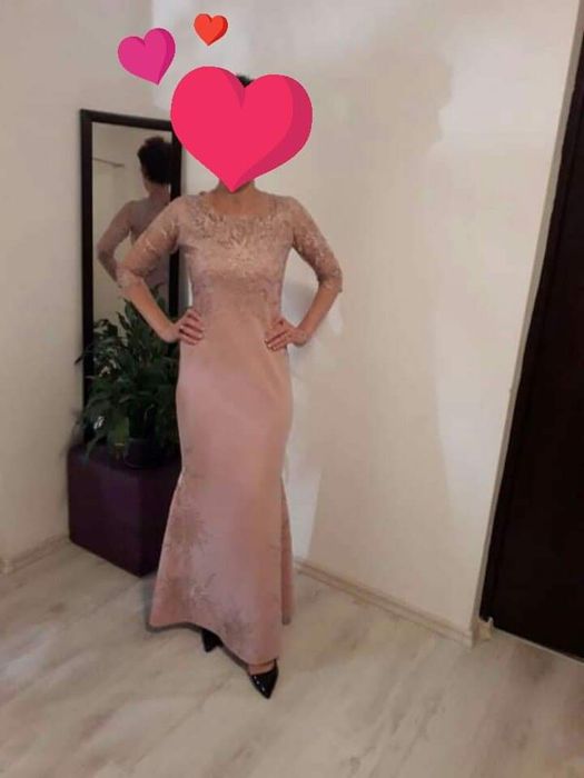 Vand rochita de ocazie mar.38-40,roz pudra