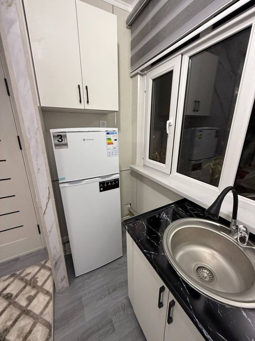 Чиланзар 8 1/3/4 перед-я 2 комната 32 метр квадрат еворемонт с меб тех