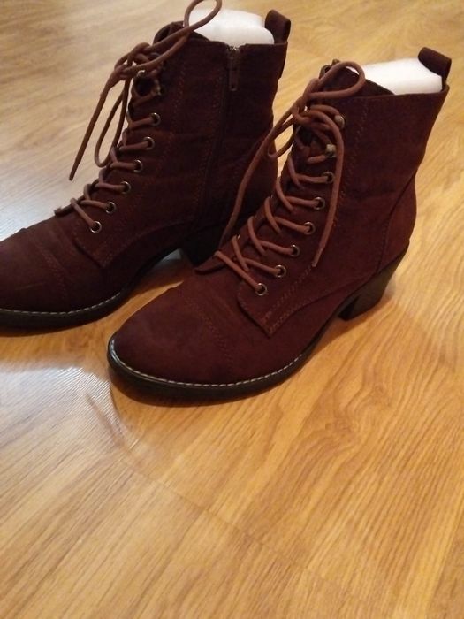 Vand ghete dama marimea 40-41