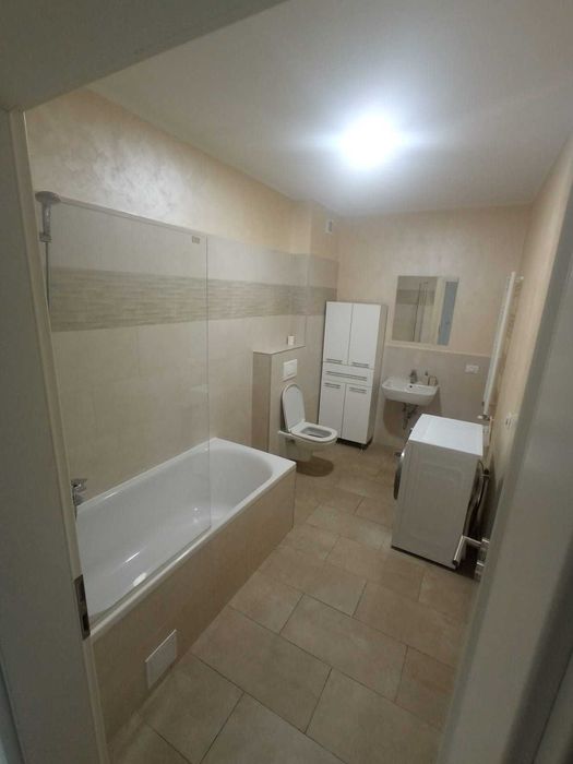 Inchiriez ap cu 2 camere-Coresi/Grandis, cu parcare, direct proprietar