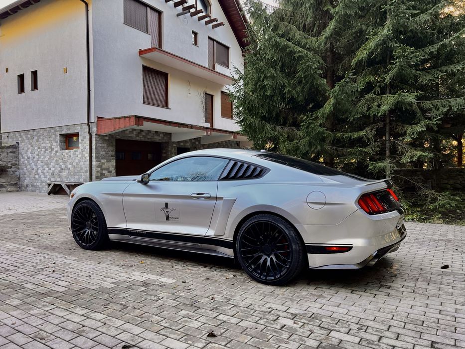 Ford Mustang 2.3 EcoBoost • 2016 • 80.000 km • Full • Automat