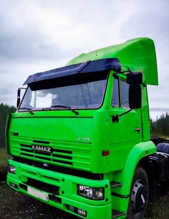 Козырёк спойлер лобового стекла на КамАЗ, прочный материал, комплект