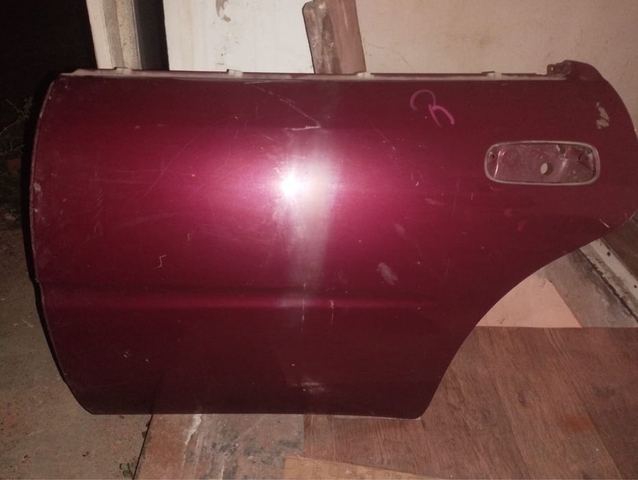 Продам запчасть на тайота ед 1995