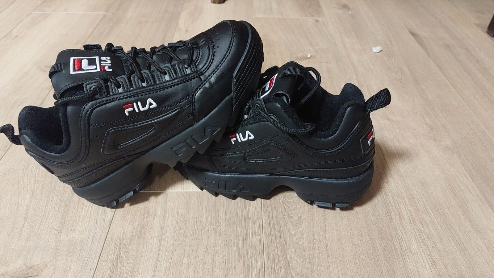 Сникърси Fila Disruptor low