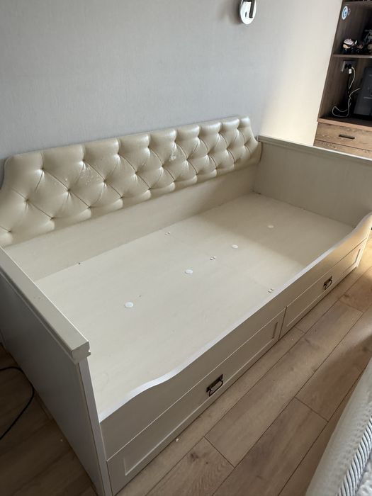 Кровать однаспальный 2 штуки