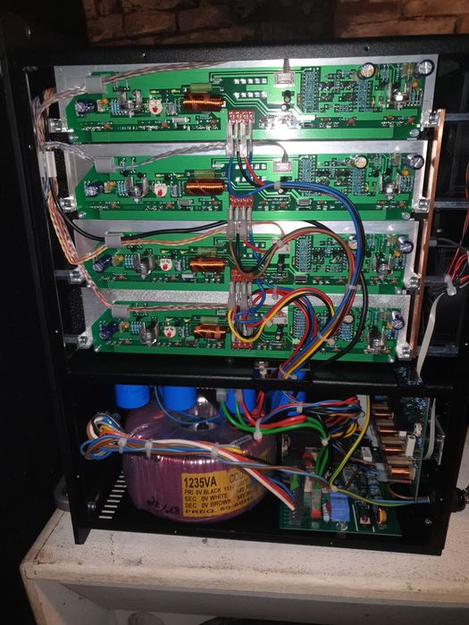 Amplificatoare Mosfet KsAudio CA4U 4canale/4x1000w cu modul controler