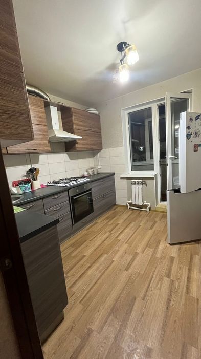 Сдам 2 комнатную квартиру