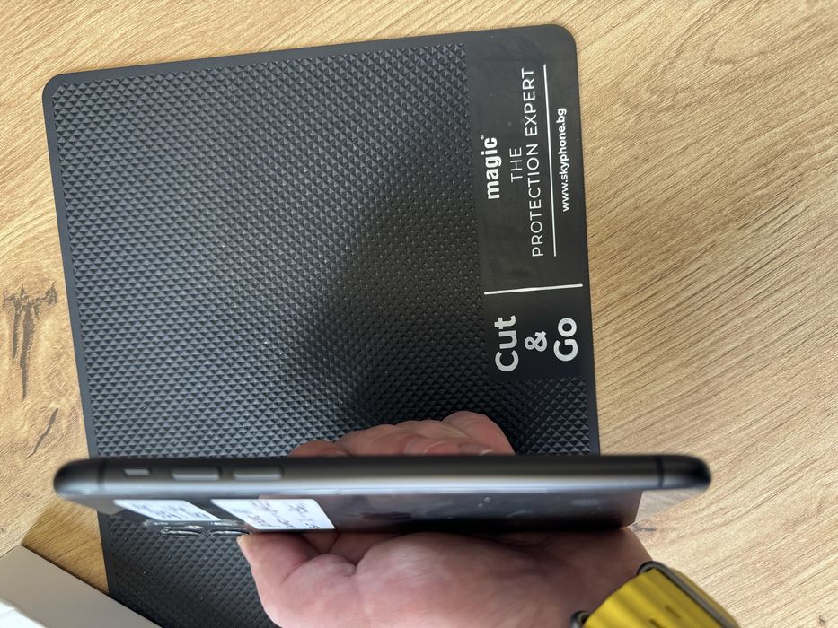 Продавам/Бартер Iphone 11 като НОВ 86% живот  батерия