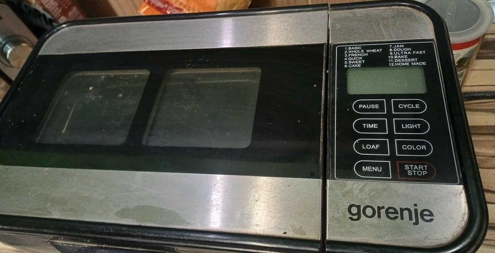 Хлебопекарна BM1400E GORENJE
