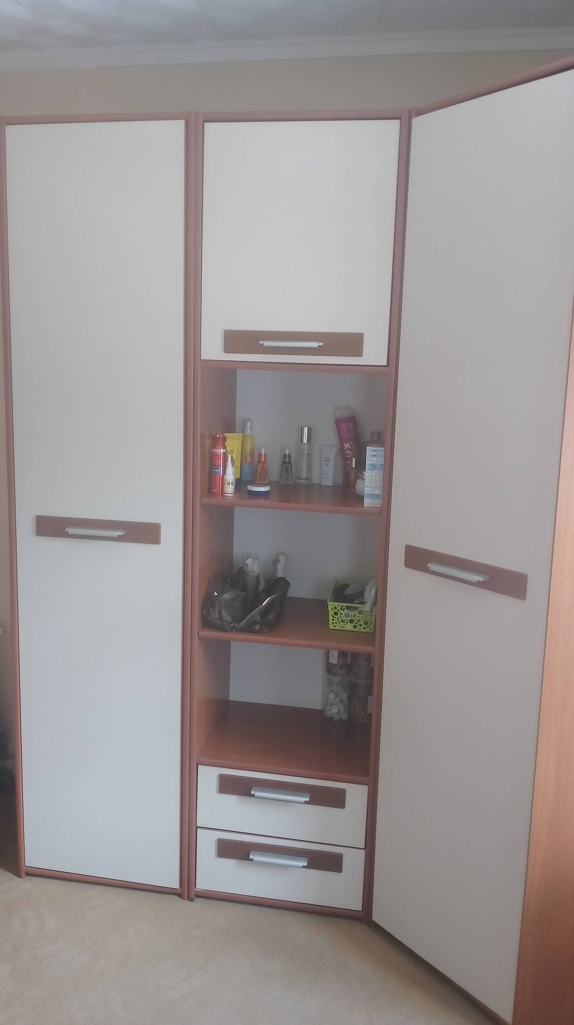 Продам модульные шкафы