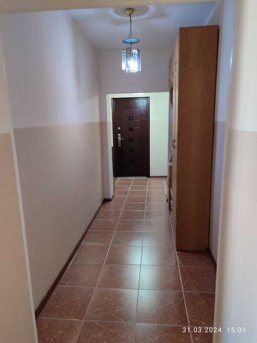 Продаётся отличная квартира, 6-комнат.