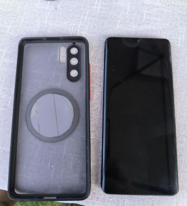 Vând sau schimb Huawei p30 pro stare bună