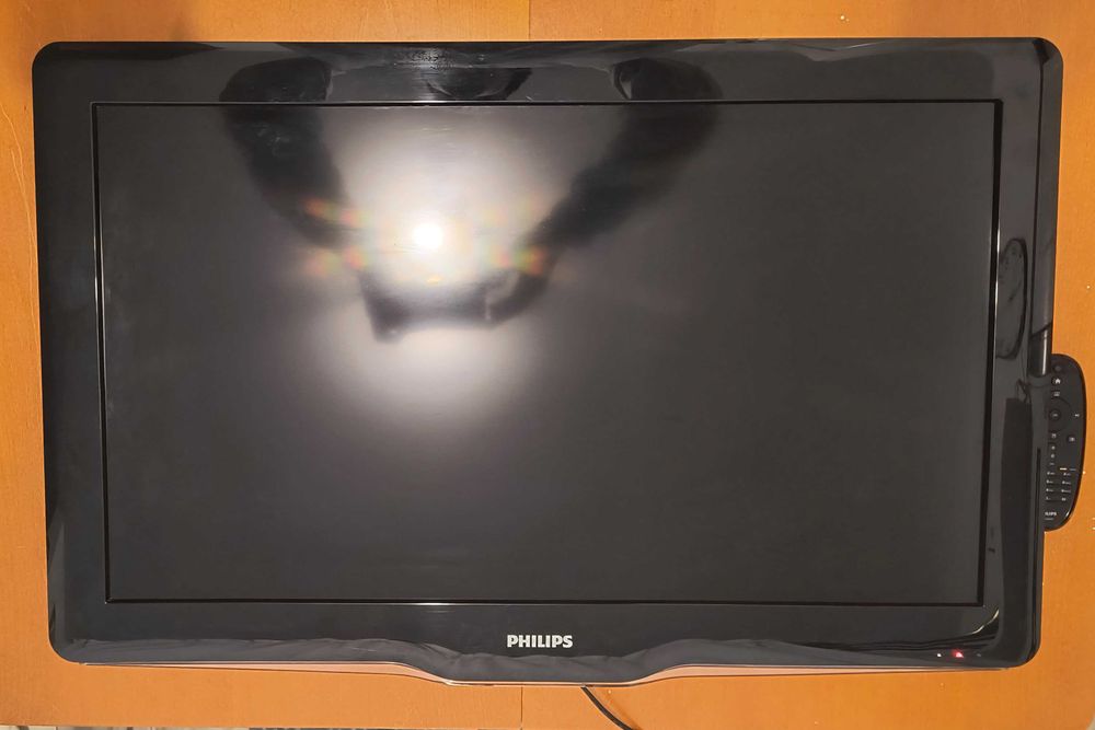 Телевизор Philips 32PFL5405H