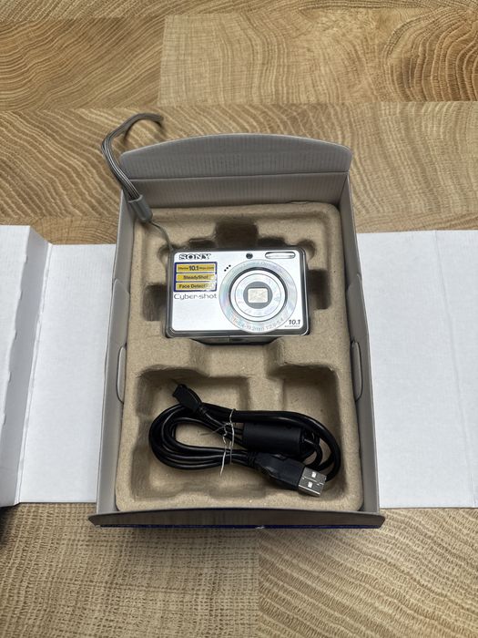 Фотоапарат Sony Cyber-shot DSC-S930