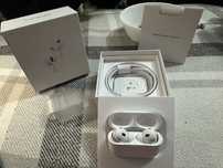 Airpods Pro 2, sigilate, albe