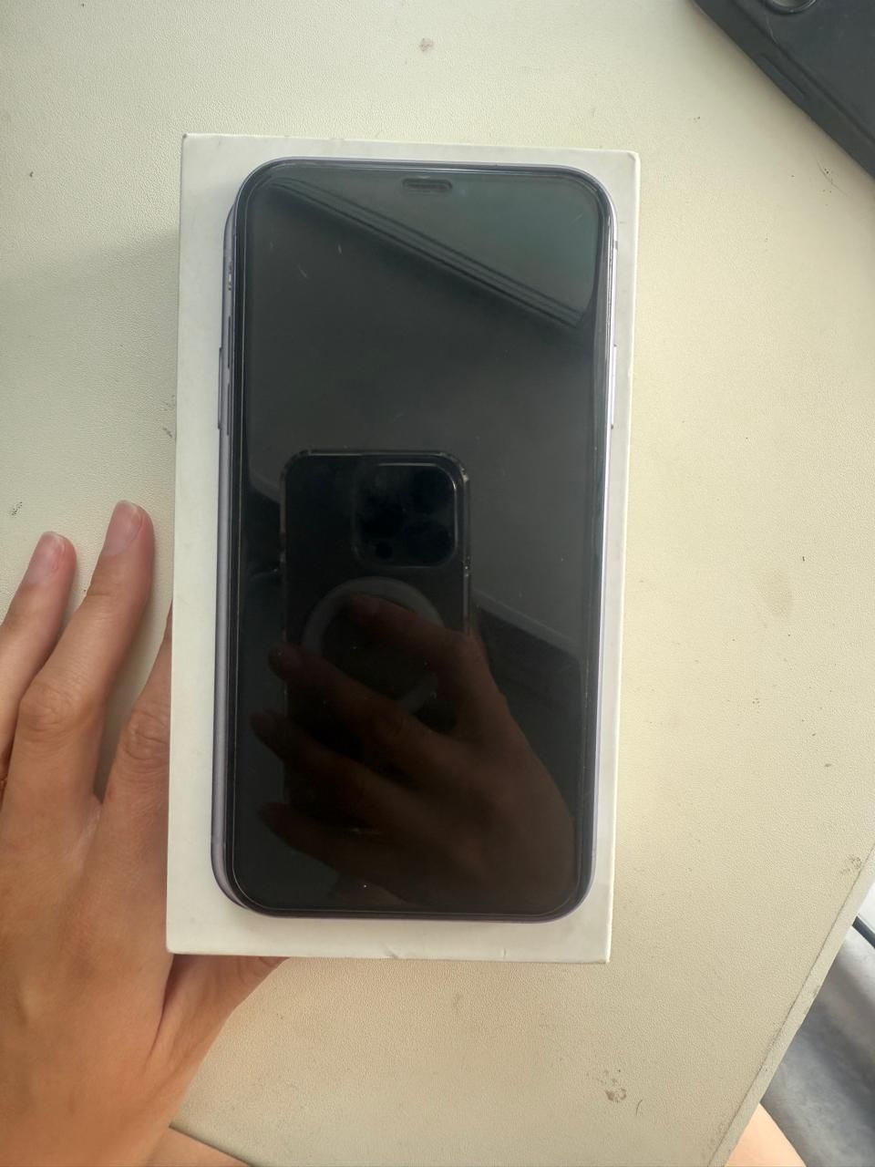 IPhone 11 в хорошем состонии