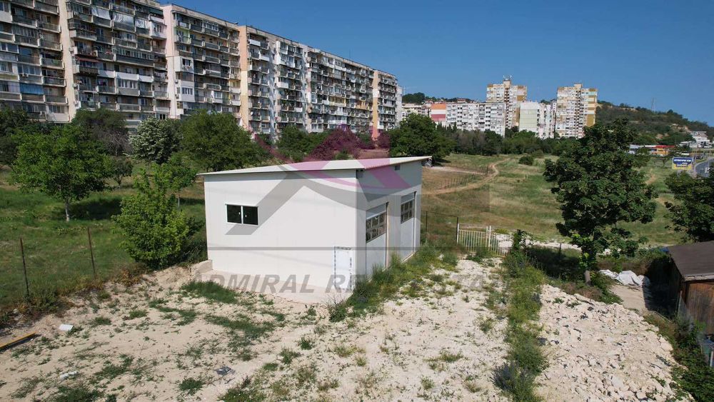 Дава се под наем Парцел в Варна, Възраждане 2 - 1098 кв.м за 1000 € - Снимка #1