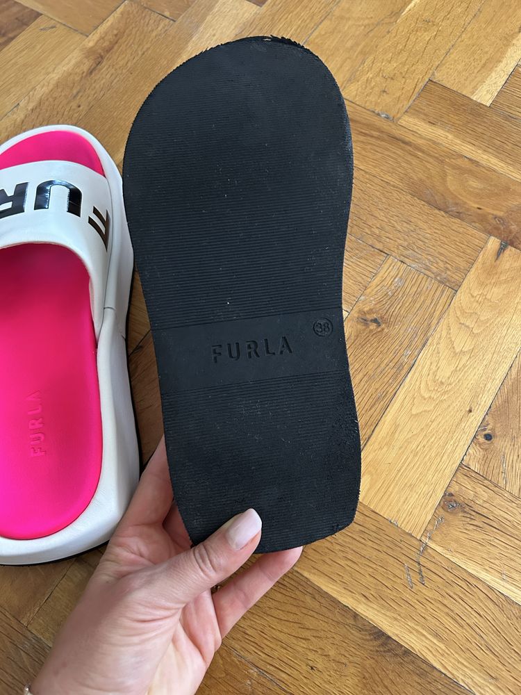 FURLA - 38 размер