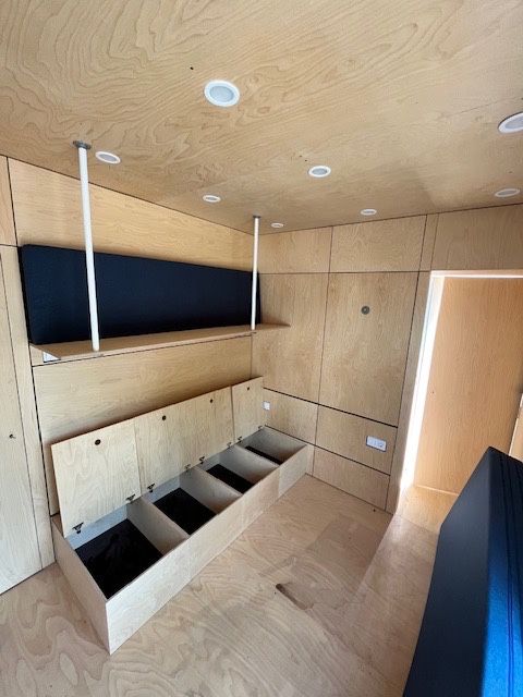 Продава се Къща в София, 7-ми 11-ти километър - 12 кв.м за 2338 €/кв.м - Снимка #3