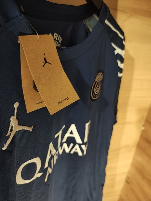 2 tricouri cu PSG sezon 24/25
