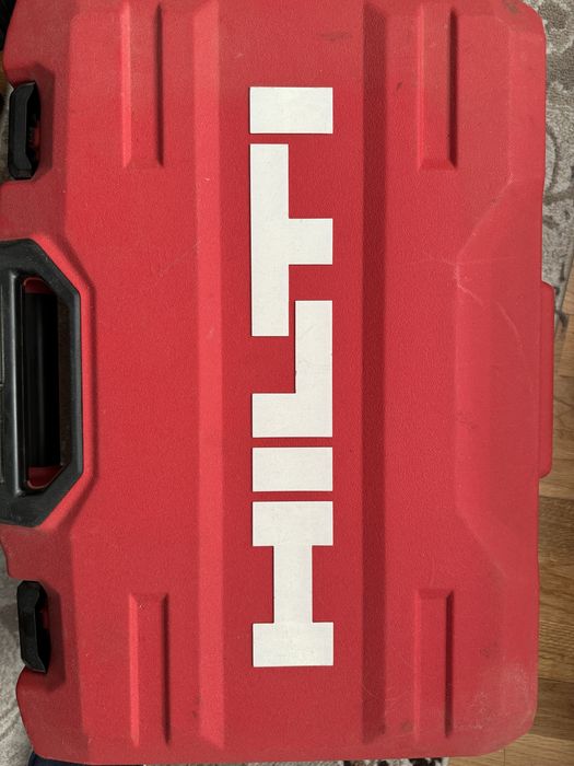 Polizor Hilti pe acumulatori