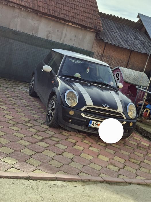 Vând minie cooper!