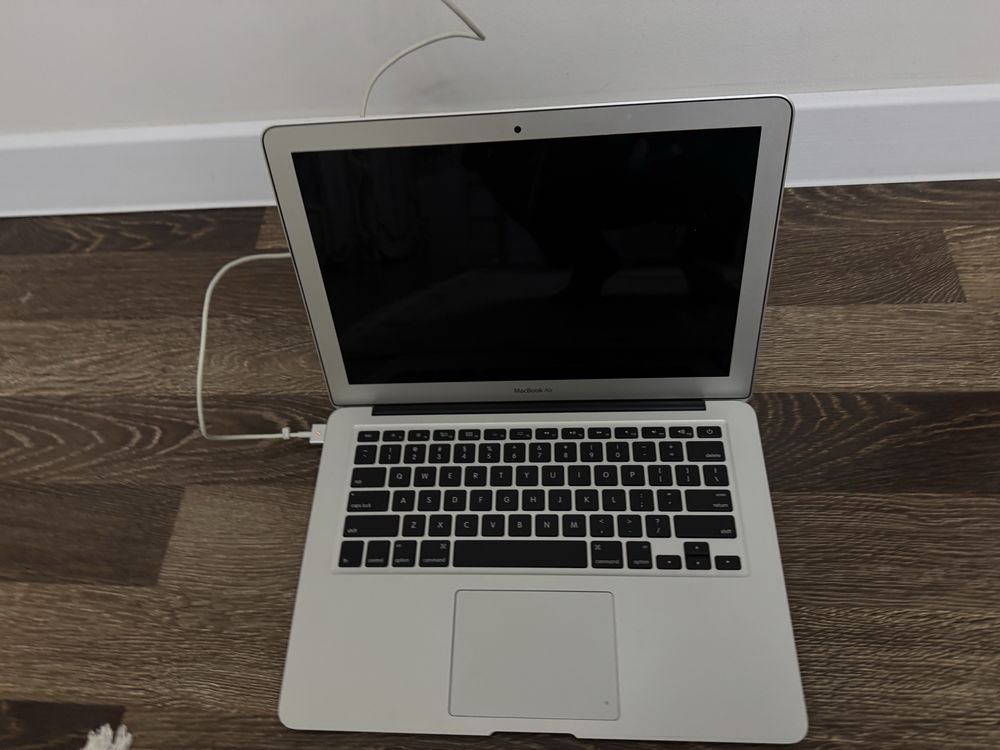 MacBookAir продается срочно