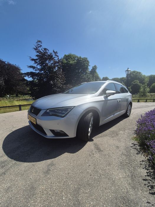 Seat Leon ST 2014 / matrix led