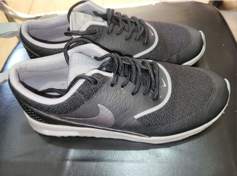 Pantofi sport Air Max Thea nr 36,5