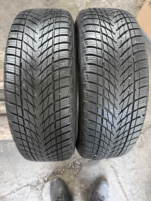 2x Anvelope iarna 195/55 R16 GoodYear Ultra Grip Performance 3