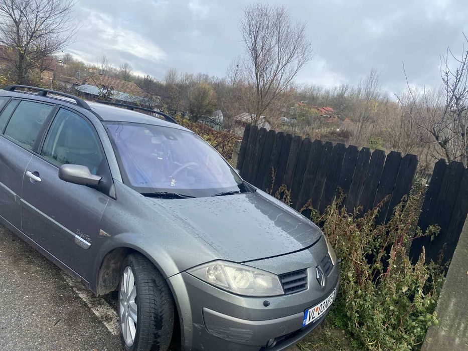 Vând Renault megane 2