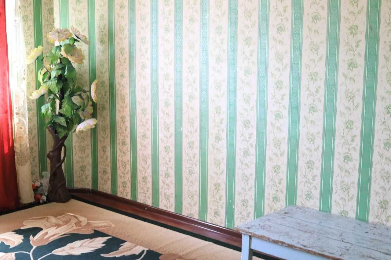 Қулай ва шинамгина уй ижарага берилади.