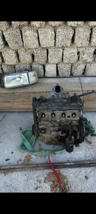 Фольксваген Пассат 1.8 матор