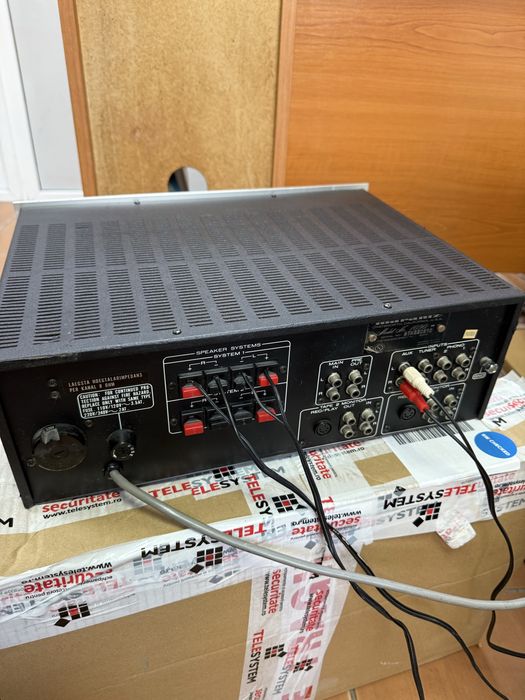 Amplificator Marantz 1090
