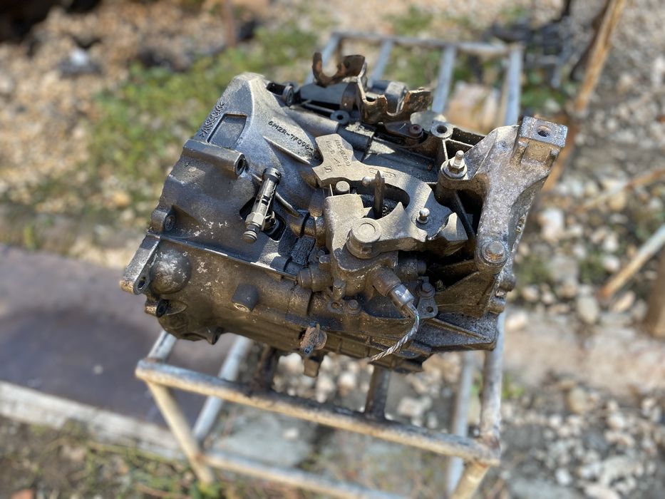 Cutie viteze ford c max  2.0 tdci