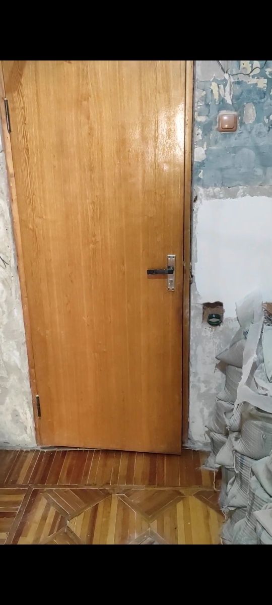 Продаётся межкомнатные двери