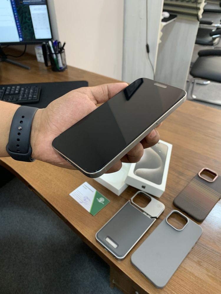 Iphone 15 pro max Ideal 100 yomkost pashti yengi