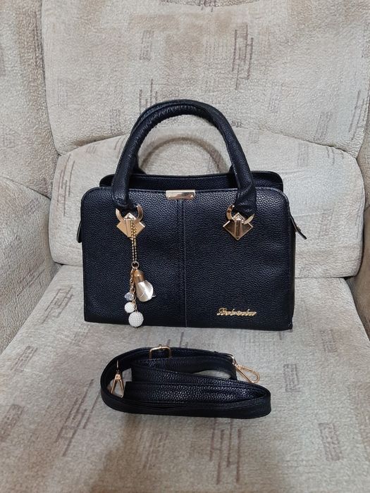 Продам сумку новую.