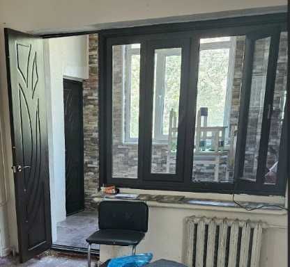 MDF eshiklar va yog'och rom sotiladi