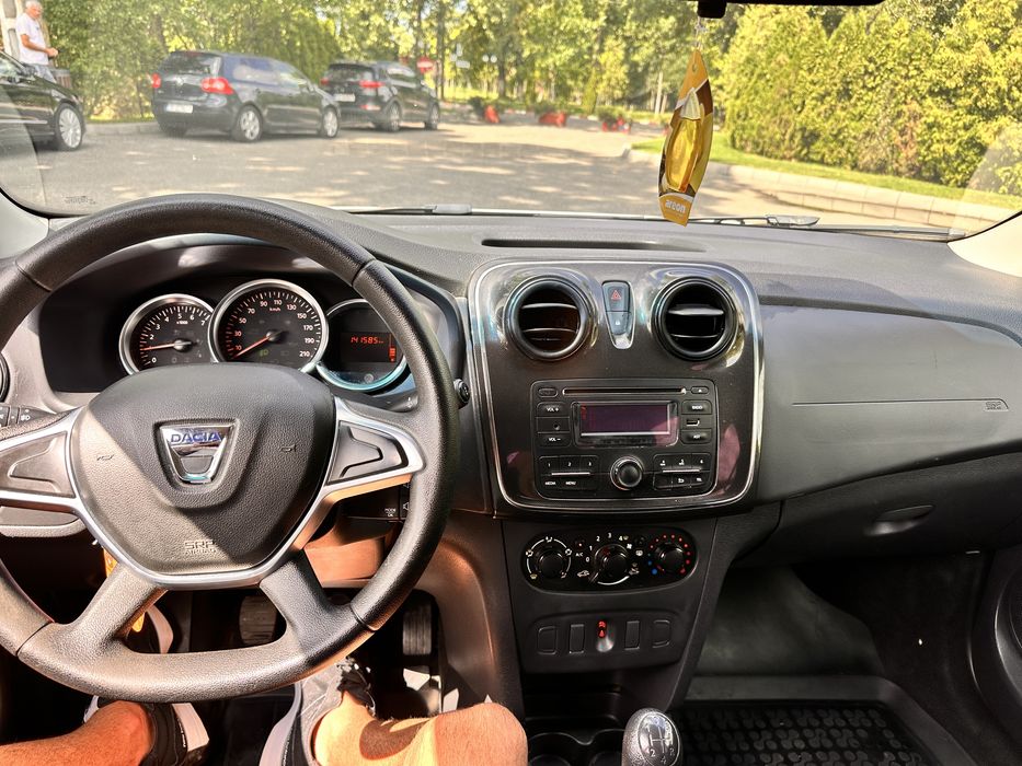 Vand dacia logan 2018 benzina + gaz