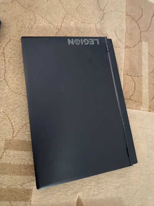 Laptop-uri Bune si de piese!