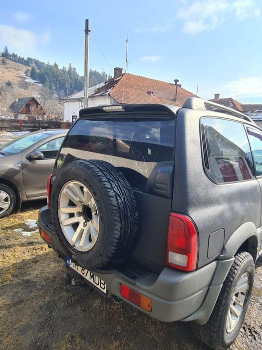 Vând Grand Vitara!