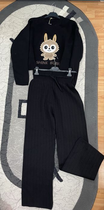 Compleu dama din tricot