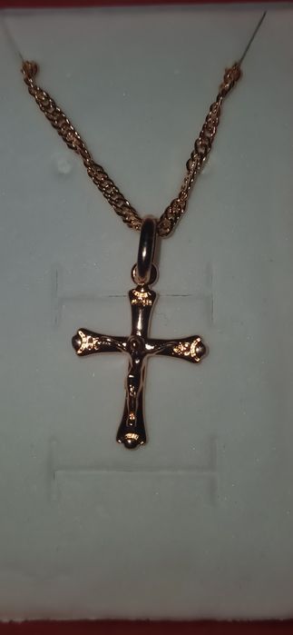 Маленькая подвеска на цепочку, детский крестик на шею