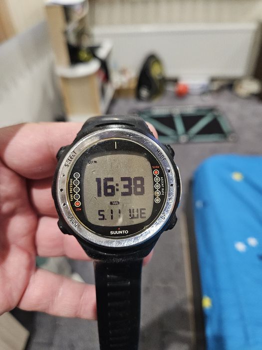 SUUNTO D4i като нов