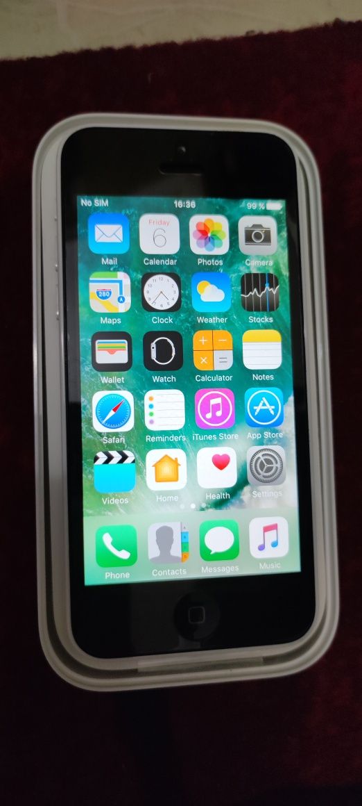 Apple iphone 5C White