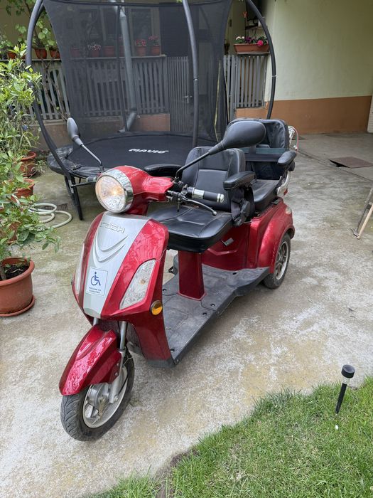 Tricicleta electrica persoane cu handicap cu 2 locuri  Ztech ( scuter)