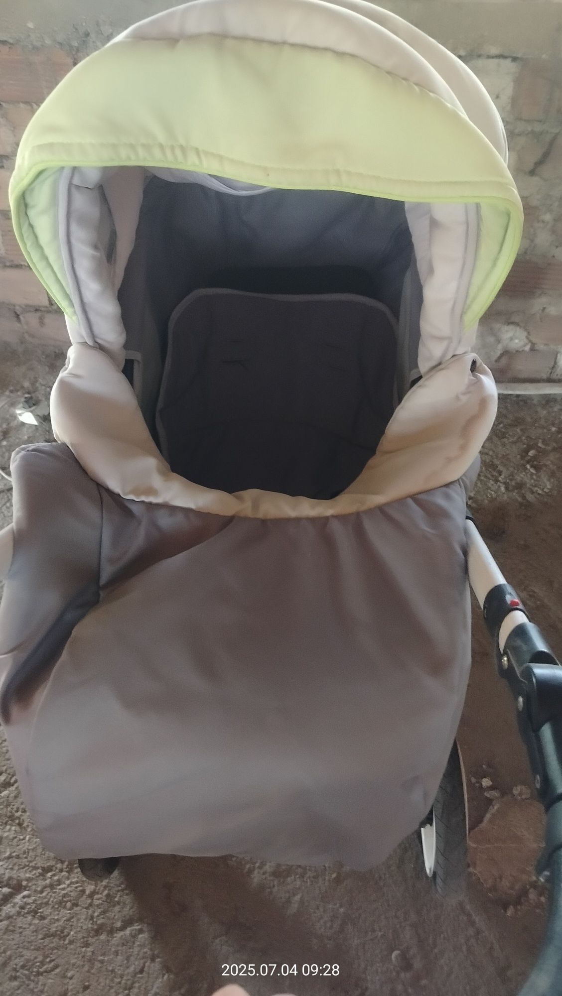 Продавам количка 2 в 1