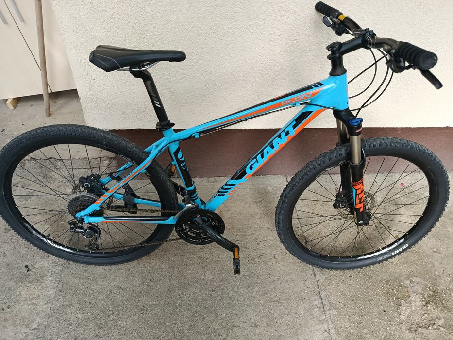 Bicicleta Giant 27,5 .( Cube KTM).